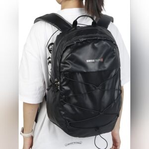 NWT Swiss Tech Unisex Bungee 20 Liter Backpack Black